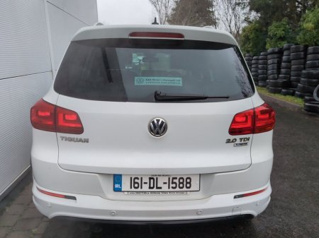 2016 Volkswagen Tiguan 2.0 TDI R line 110HP BMT Edition-R €15,995 thumbnail