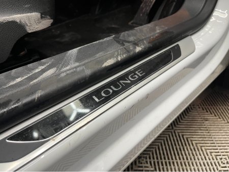 2016 Volkswagen Tiguan €16950 2016 VOLKSWAGEN TIGUAN LOUNGE EDITION 1.4 AUTOMATIC / REVERSE CAMERA / CRUISE CONTROL AND MORE €16,950 thumbnail