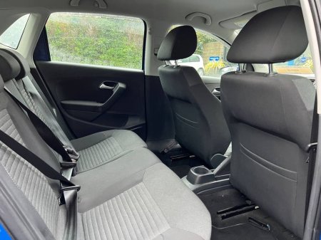 2013 Volkswagen Polo COMFORTLINE 1.2 TSI // SERVICE HISTORY // AIR CONDITIONING // 2 KEYS €8,950 thumbnail