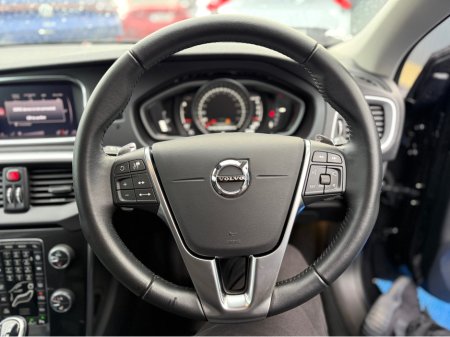 2019 Volvo V40 MOMENTUM - D4 2.0L DIESEL - AUTO - 12M WARRANTY - CAR: 1616 thumbnail