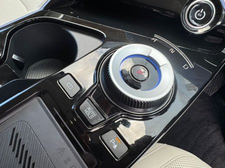 2024 Kia EV6 - thumbnail 12