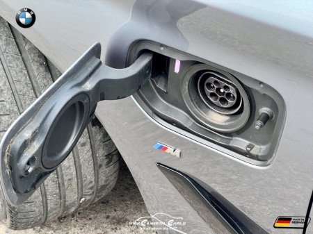 2019 BMW 5 Series - thumbnail 6