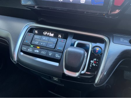 2020 Honda Stepwagon SPADA 7 SEATER HYBRID 2.0 PETROL //LOW MILES//ADAPTIVE CRUISE CONTROL//KEYLESS ENTRY//REVERSE CAMERA//POWER SLIDING REAR DOORS// €29,950 thumbnail