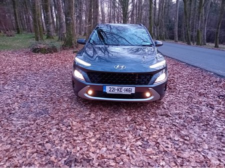 2022 Hyundai Kona - thumbnail 2