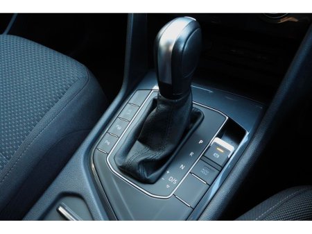 2021 Volkswagen Tiguan - thumbnail 12