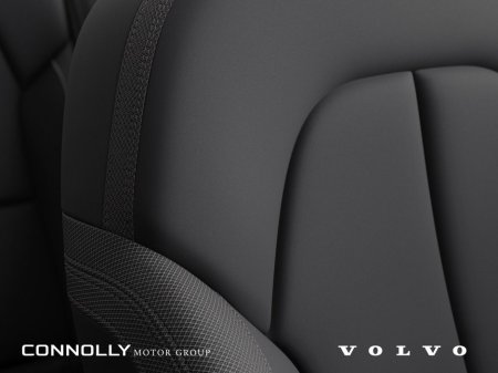 2026 Volvo EC40 Extended Range Ultra €56,495 thumbnail