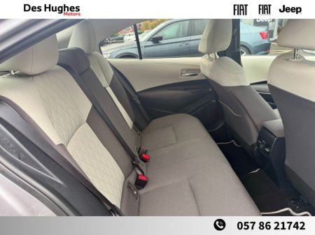 2020 Toyota Corolla Hybrid Luna-Sport Saloon €22,450 thumbnail