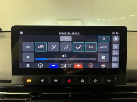 2024 MG 4 - thumbnail 15