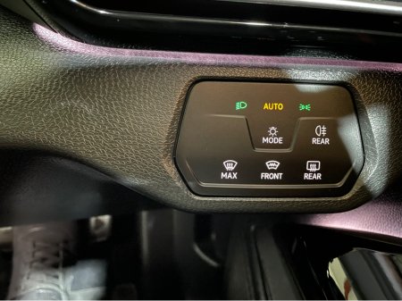 2022 Volkswagen ID.4 LIFE 77KWH 174BHP BATTHERY HEALTH 94% €22,950 thumbnail