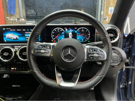 2020 Mercedes-Benz A Class 2020 MERCEDES-BENZ A200D AMG LINE 2.0 AUTOMATIC / CRUISE CONTROL / REVERSE CAMERA / ELECTRIC MEMORY & HEATED SEATS / PADDLE SHIFTERS thumbnail