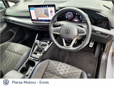 2024 Volkswagen Golf - photo 2