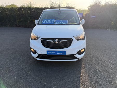 2021 Vauxhall Combo - photo 2