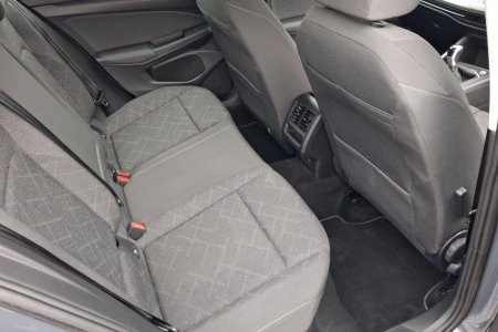 2023 Volkswagen Golf - photo 7