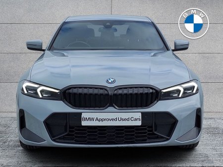 2024 BMW 3-Series - photo 15