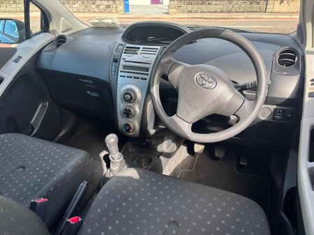 2008 Toyota Yaris - photo 3