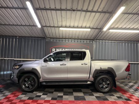 2025 Toyota Hilux - photo 3
