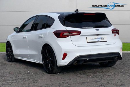 2023 Ford Focus - photo 2