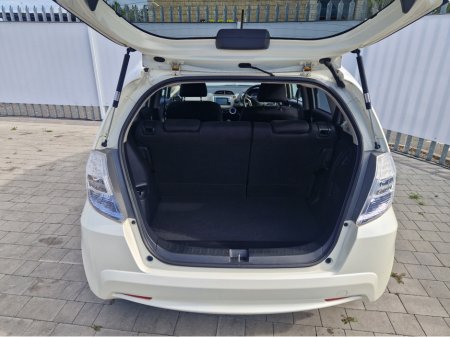 2011 Honda Fit - photo 10