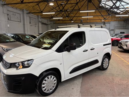 2020 Peugeot Partner - photo 11
