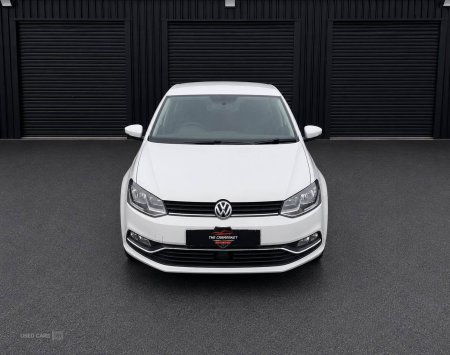 2015 Volkswagen Polo - photo 2