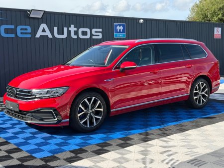 2022 Volkswagen Passat - photo 3