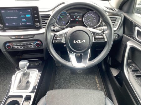 2022 Kia XCeed - photo 9