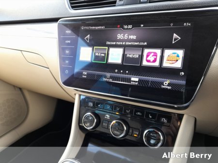 2018 Skoda Superb - photo 11