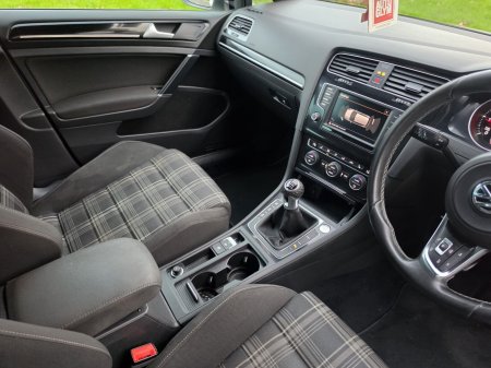2016 Volkswagen Golf - photo 15