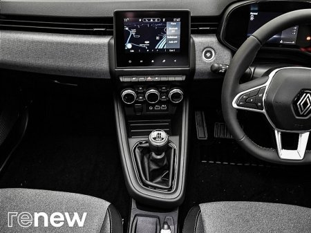 2025 Renault Clio - photo 22