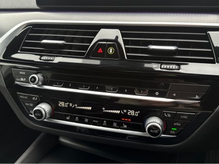 2021 BMW 5-Series - photo 13