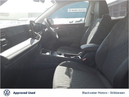 2027 Volkswagen Tiguan - photo 4