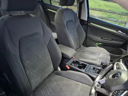 2021 Volkswagen Golf - photo 14