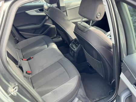 2017 Audi A4 - photo 23