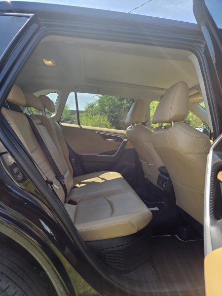 2021 Toyota RAV4 - photo 14