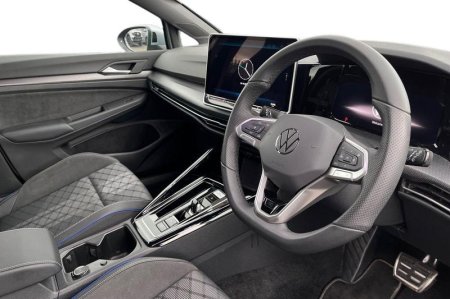 2026 Volkswagen Golf - photo 9