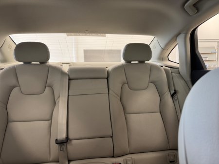 2020 Volvo S90 - photo 16