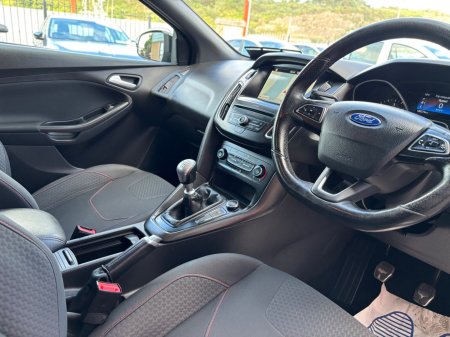2017 Ford Focus - photo 20