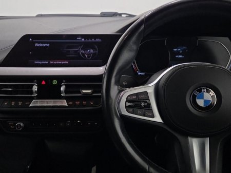 2021 BMW 1-Series - photo 17