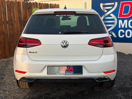 2019 Volkswagen Golf - photo 6