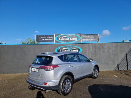 2018 Toyota RAV4 - photo 5