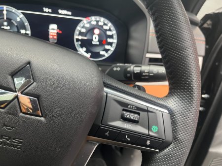 2024 Mitsubishi Outlander - photo 13