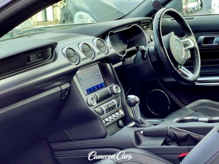 2022 Ford Mustang - photo 7