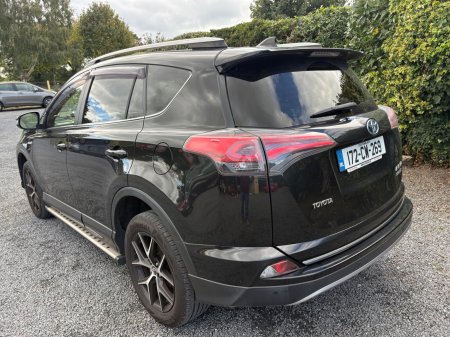 2017 Toyota RAV4 - photo 4