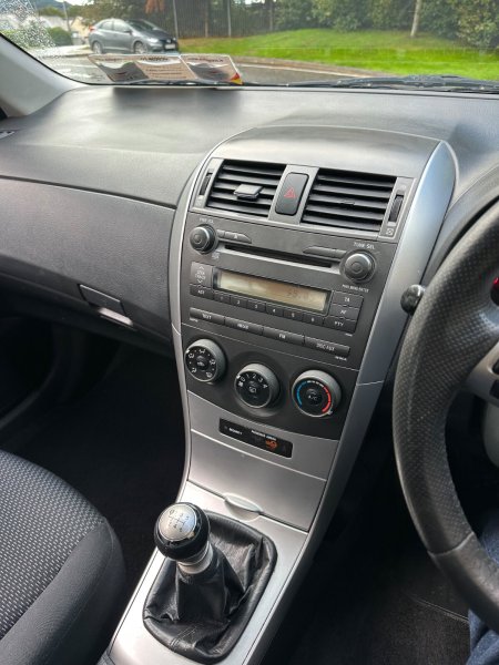 2012 Toyota Corolla - photo 9