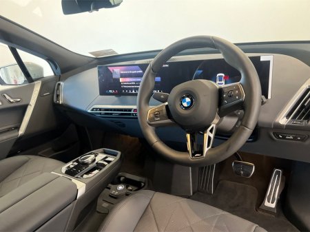 2026 BMW iX - photo 6
