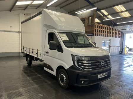 2025 Nissan Interstar