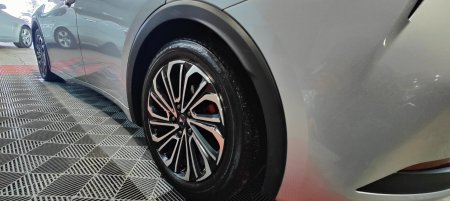 2025 Toyota Prius - photo 15