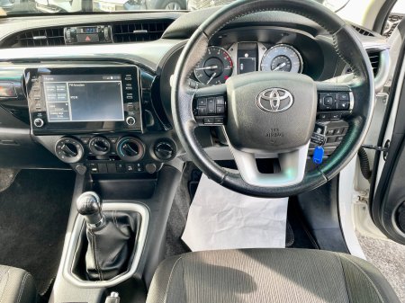 2021 Toyota Hilux - photo 6
