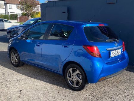 2015 Toyota Yaris - photo 14