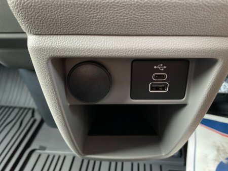 2026 Ford Transit Custom - photo 20